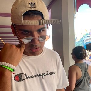 Meet your Posher, Walter